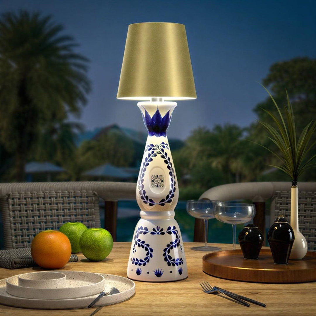 Cordless Rechargeable Lamp For Bottles