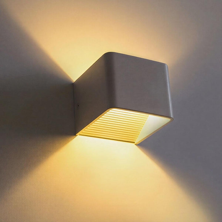 Cube Shaped Wall Lamp With Remote Control And Colour Changing Lighting