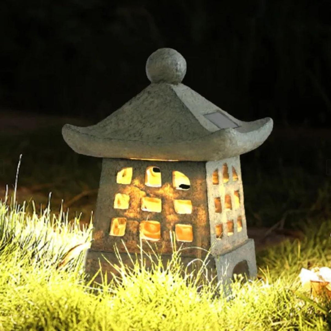 Decorative Solar Powered Pagoda Garden Light Lantern
