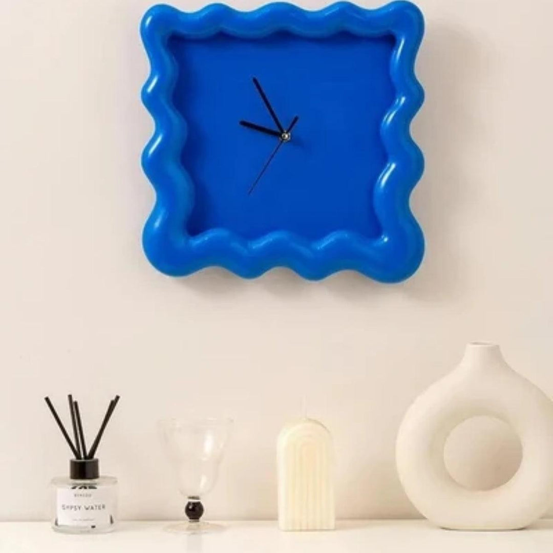Eccentric Silent Wall Clock With Wavy Square Frame
