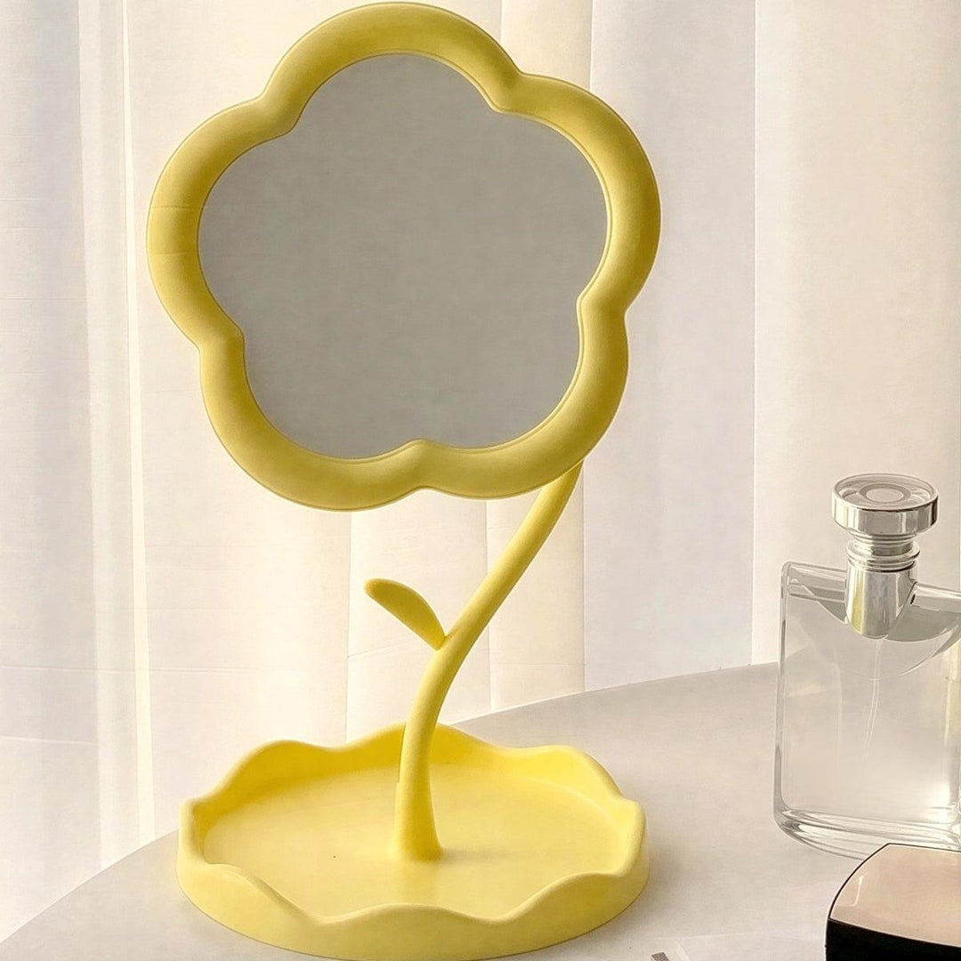 Flower Shaped Table Top Vanity Mirror Integrated With Jewellery Storage Tray