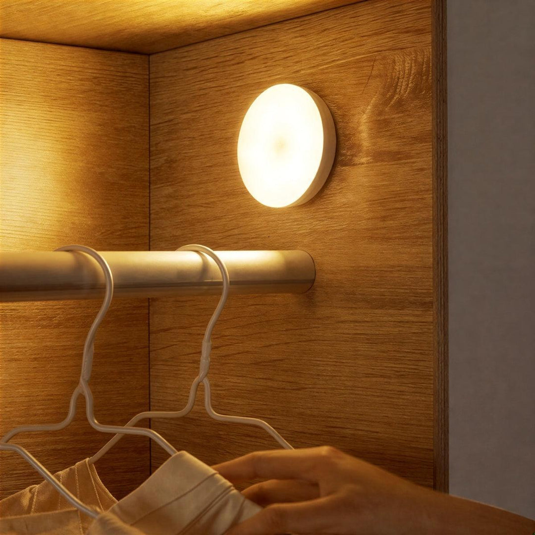 Indoor Rechargeable Motion Sensor Light With Automatic Activation