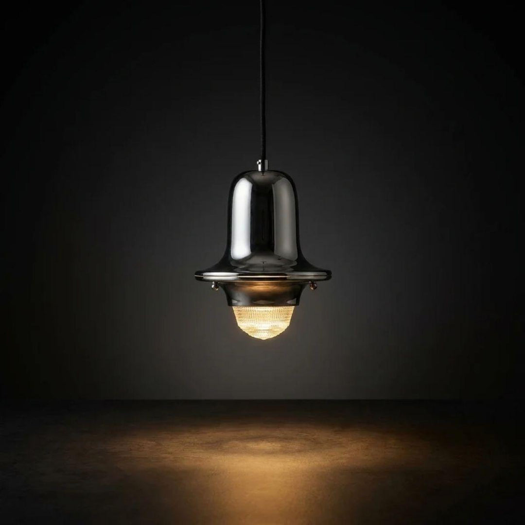 Minimalist Metal Pendant Lighting Fixture with Adjustable Hanging Cord