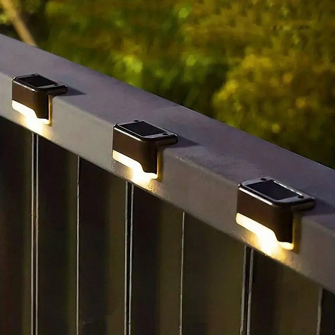 Outdoor Solar Powered Fence And Wall Lights With Automatic Sensor Activation