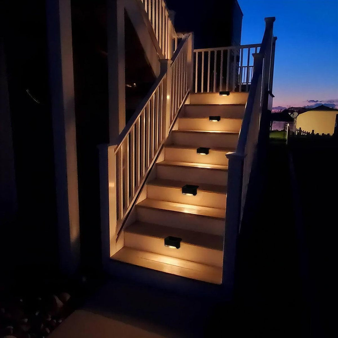 Outdoor Solar Powered Fence And Wall Lights With Automatic Sensor Activation