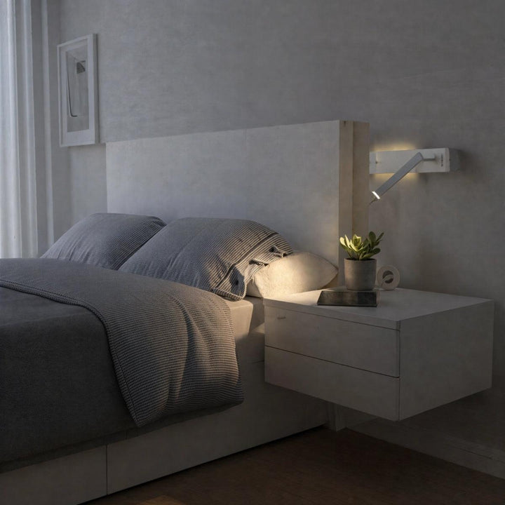 Reading Wall Light With Adjustable Integrated Focused Beam