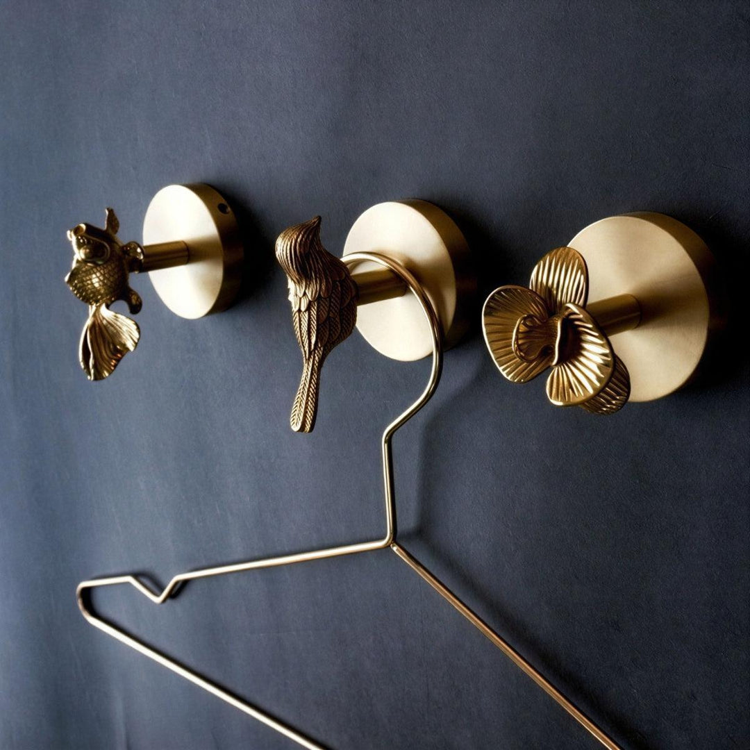 Wall Coat Hanger With Decorative Animal Hooks For Organising Home