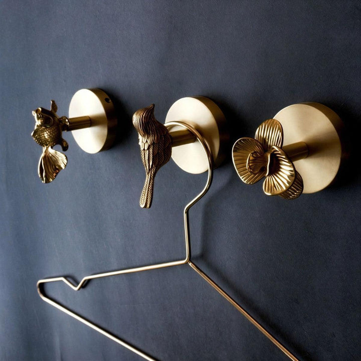Wall Coat Hanger With Decorative Animal Hooks For Organising Home
