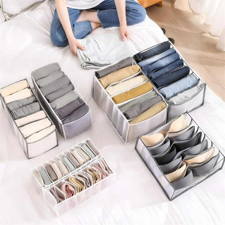 Wardrobe Storage And Drawer Organiser For Neatly Sorting Clothes