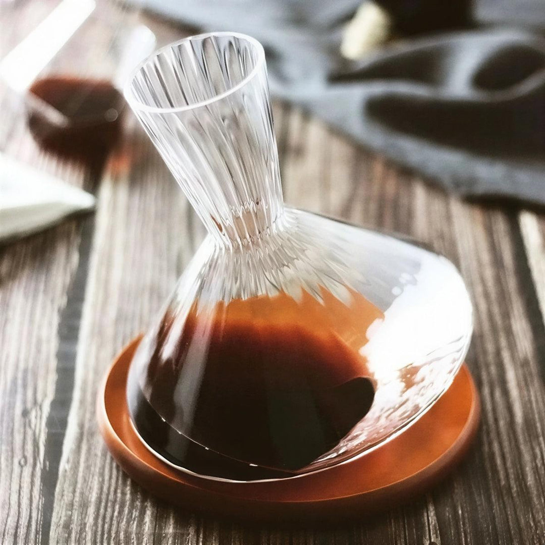 Wine Aerator Decanter Carafe With Rotating Base